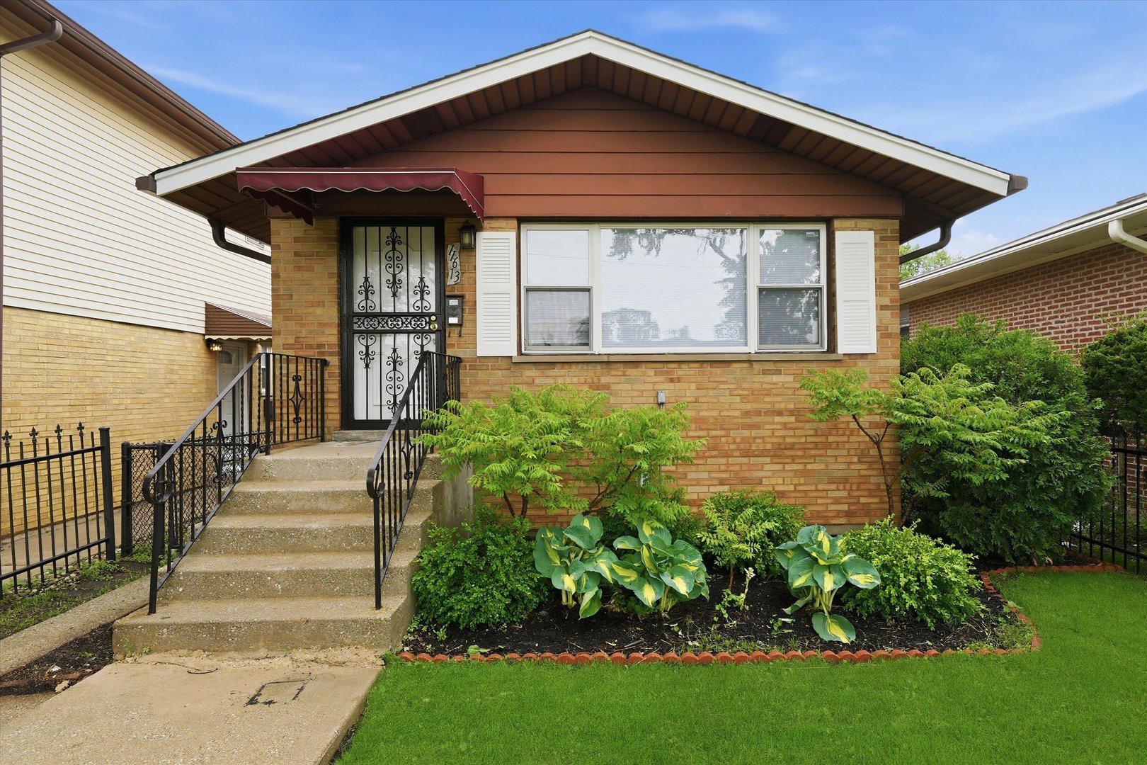 11613 South Loomis Street Chicago IL 60643