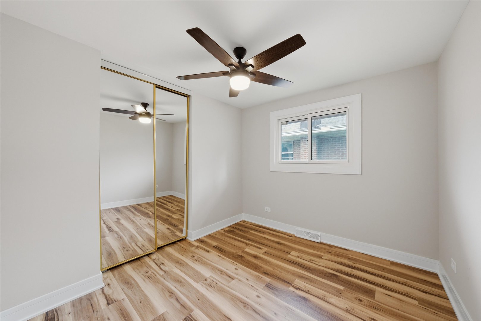 11613 South Loomis Street Chicago IL 60643