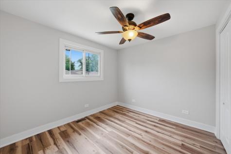 11613 South Loomis Street Chicago IL 60643