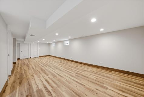 11613 South Loomis Street Chicago IL 60643