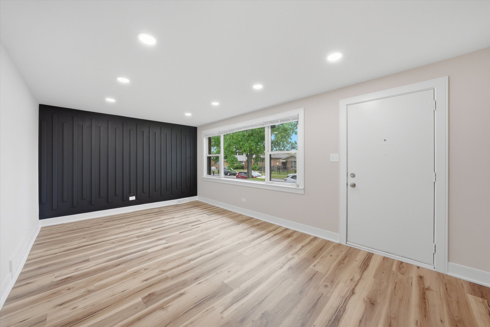11613 South Loomis Street Chicago IL 60643