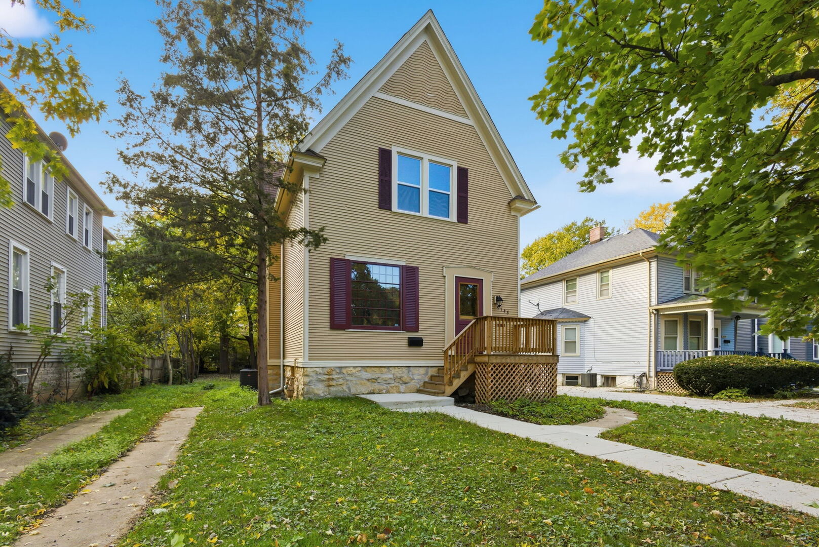 9748 South Vanderpoel Avenue Chicago IL 60643