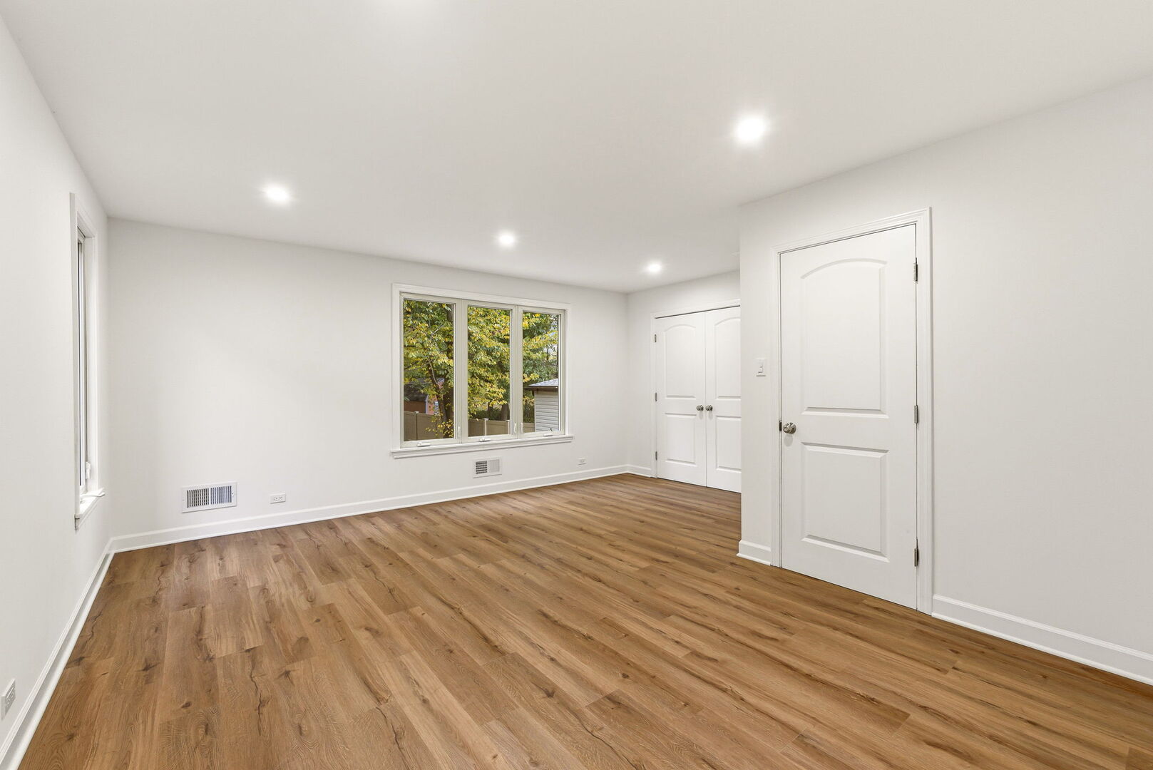 9748 South Vanderpoel Avenue Chicago IL 60643