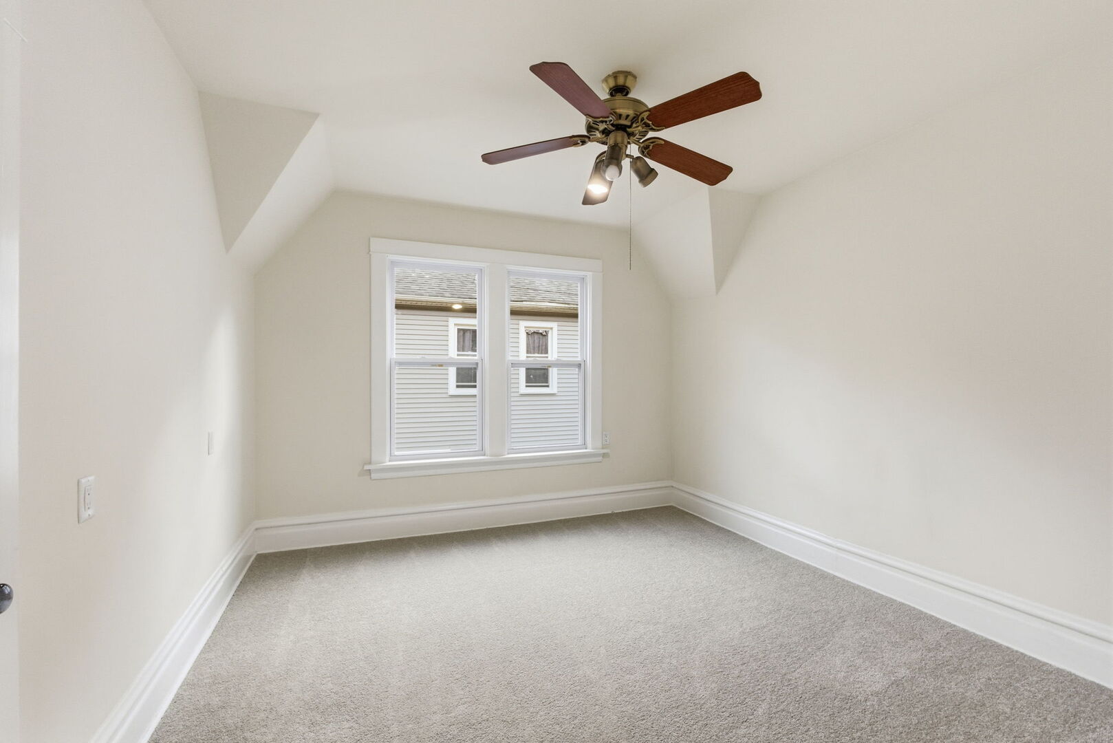 9748 South Vanderpoel Avenue Chicago IL 60643