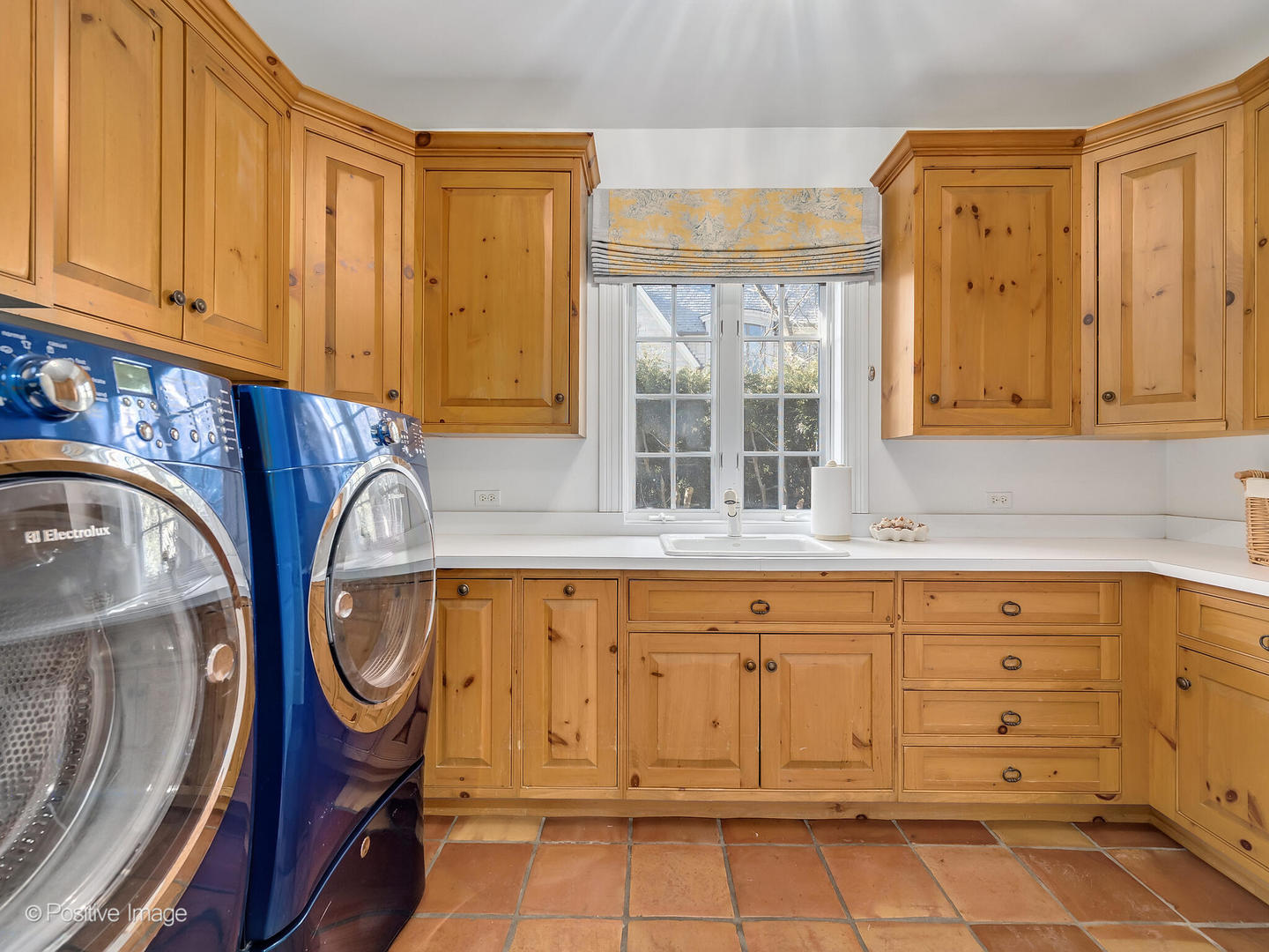 401 Glendale Avenue Oak Brook IL 60523