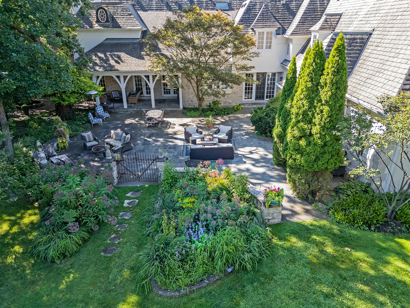 401 Glendale Avenue Oak Brook IL 60523