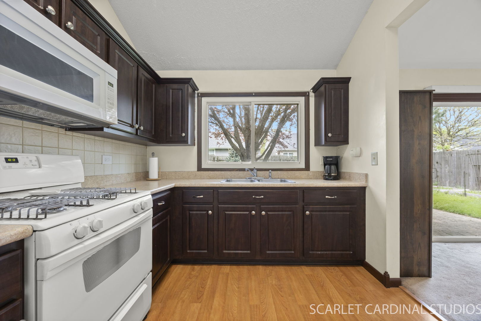 30W124 Wood Court Warrenville IL 60555