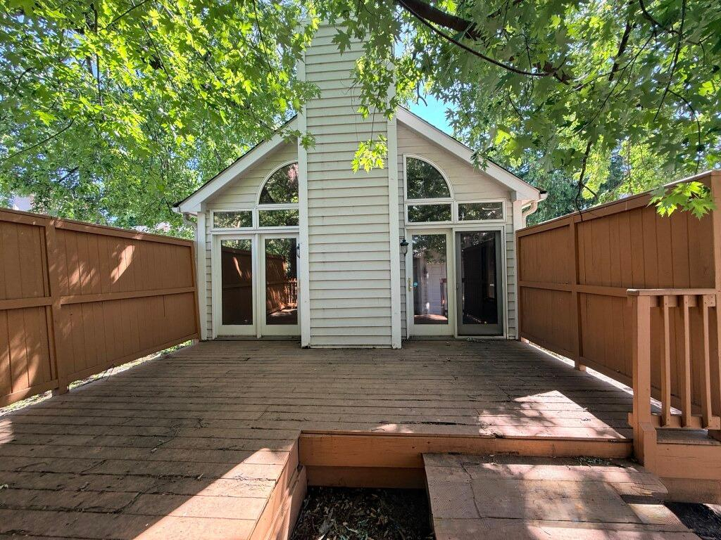 827 North Loomis Street Naperville IL 60563