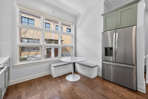2060 North Stave Street Chicago IL 60647