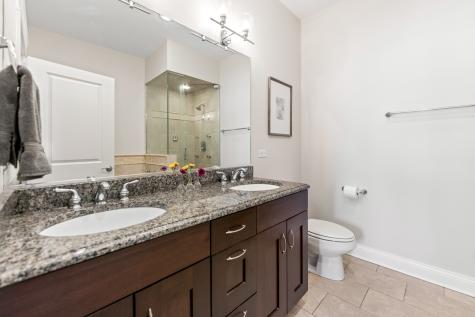 2060 North Stave Street Chicago IL 60647