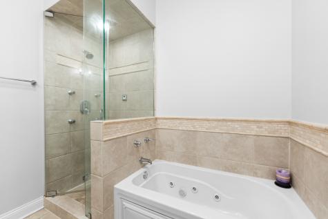 2060 North Stave Street Chicago IL 60647