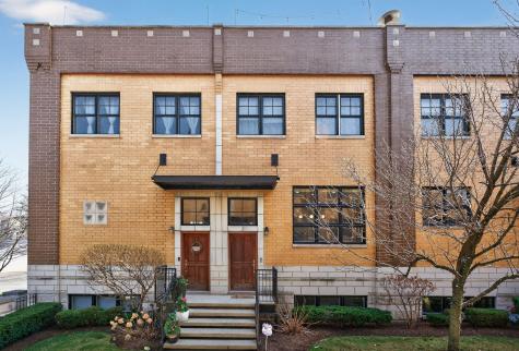2060 North Stave Street Chicago IL 60647