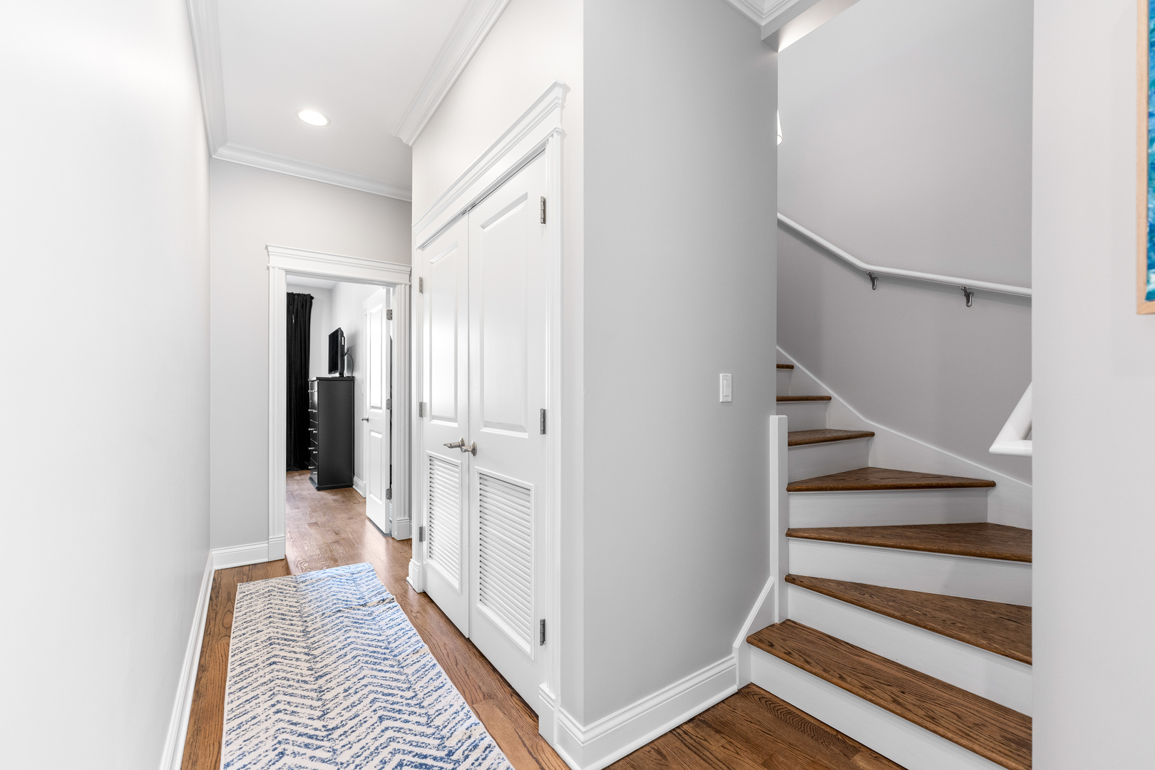 2060 North Stave Street Chicago IL 60647