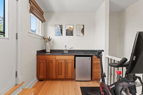 2060 North Stave Street Chicago IL 60647