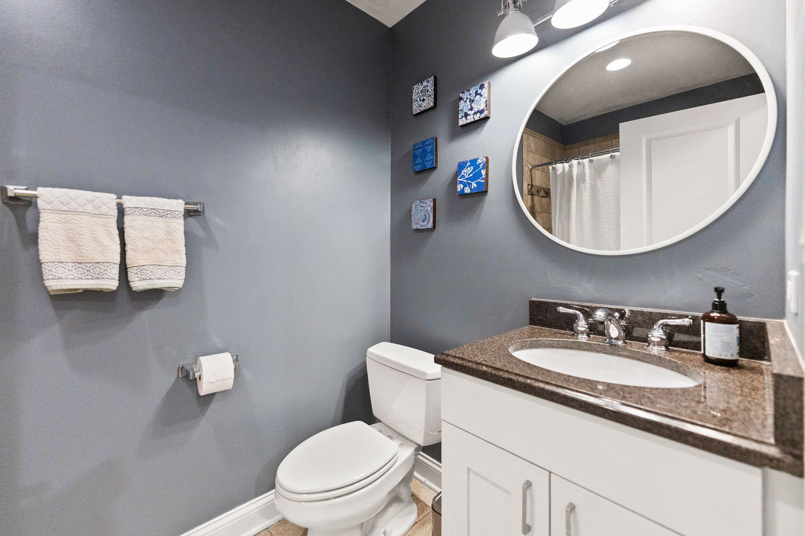 2060 North Stave Street Chicago IL 60647