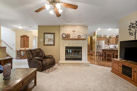295 West Grandin Road Morris IL 60450