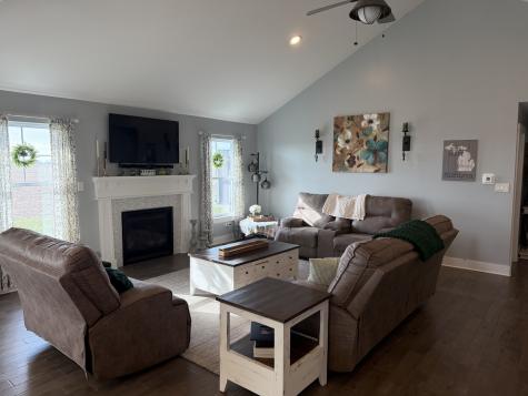 735 Peacock Place Manteno IL 60950