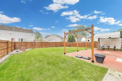 248 South Litchfield Drive Round Lake IL 60073