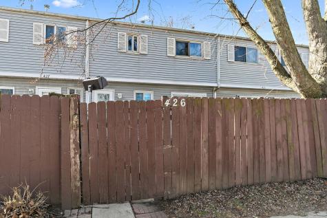 426 Greentree Lane Bolingbrook IL 60440