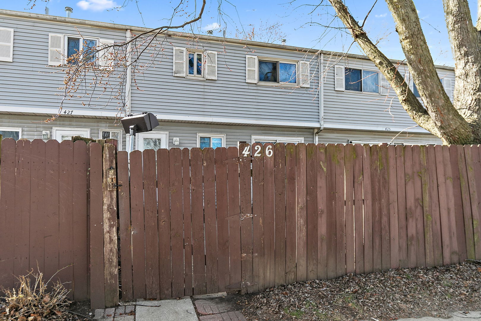 426 Greentree Lane Bolingbrook IL 60440