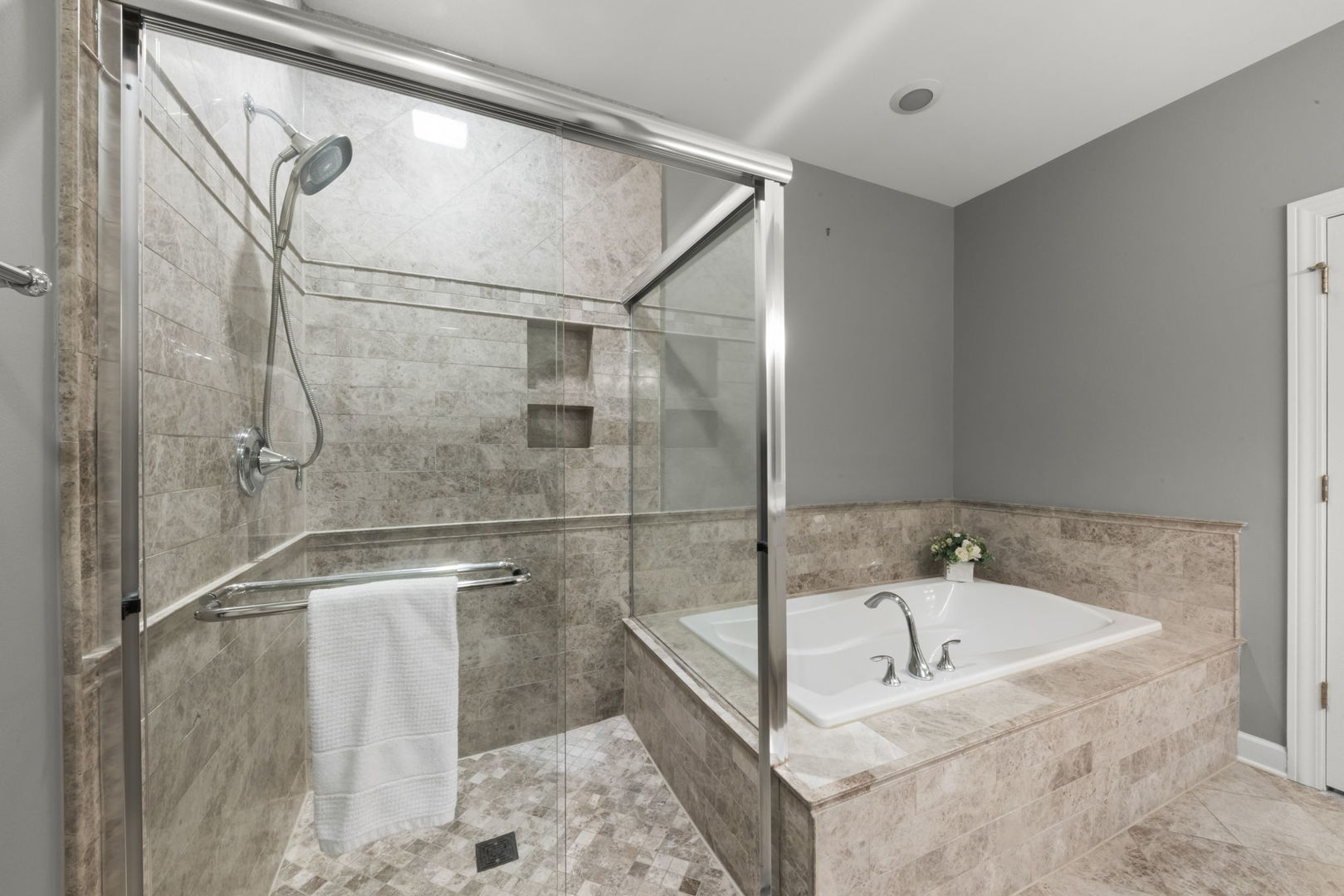 1045 Hickory Drive Western Springs IL 60558