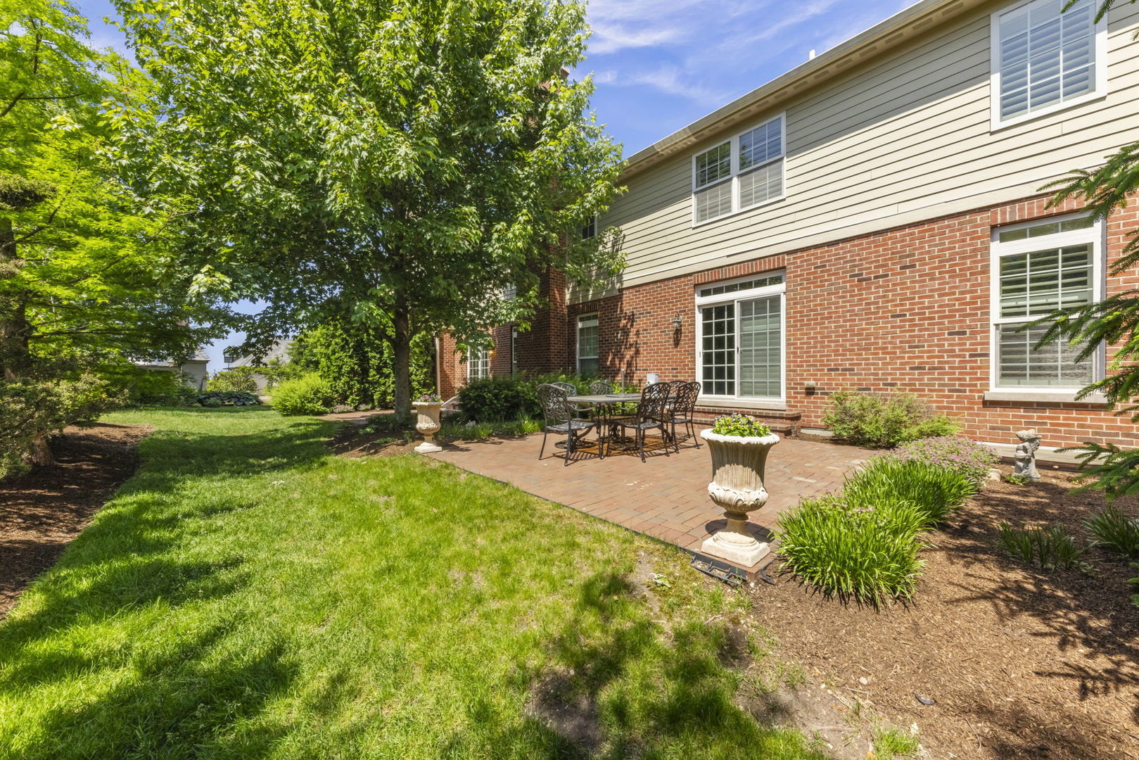 1045 Hickory Drive Western Springs IL 60558
