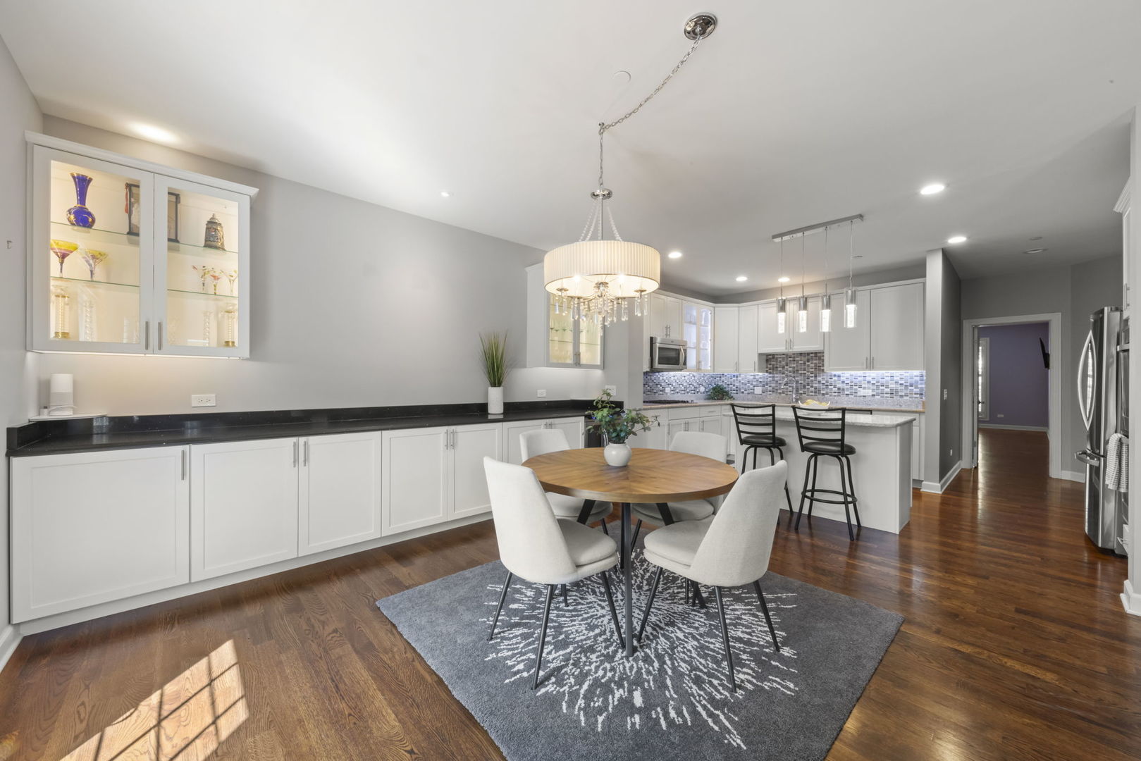 1045 Hickory Drive Western Springs IL 60558