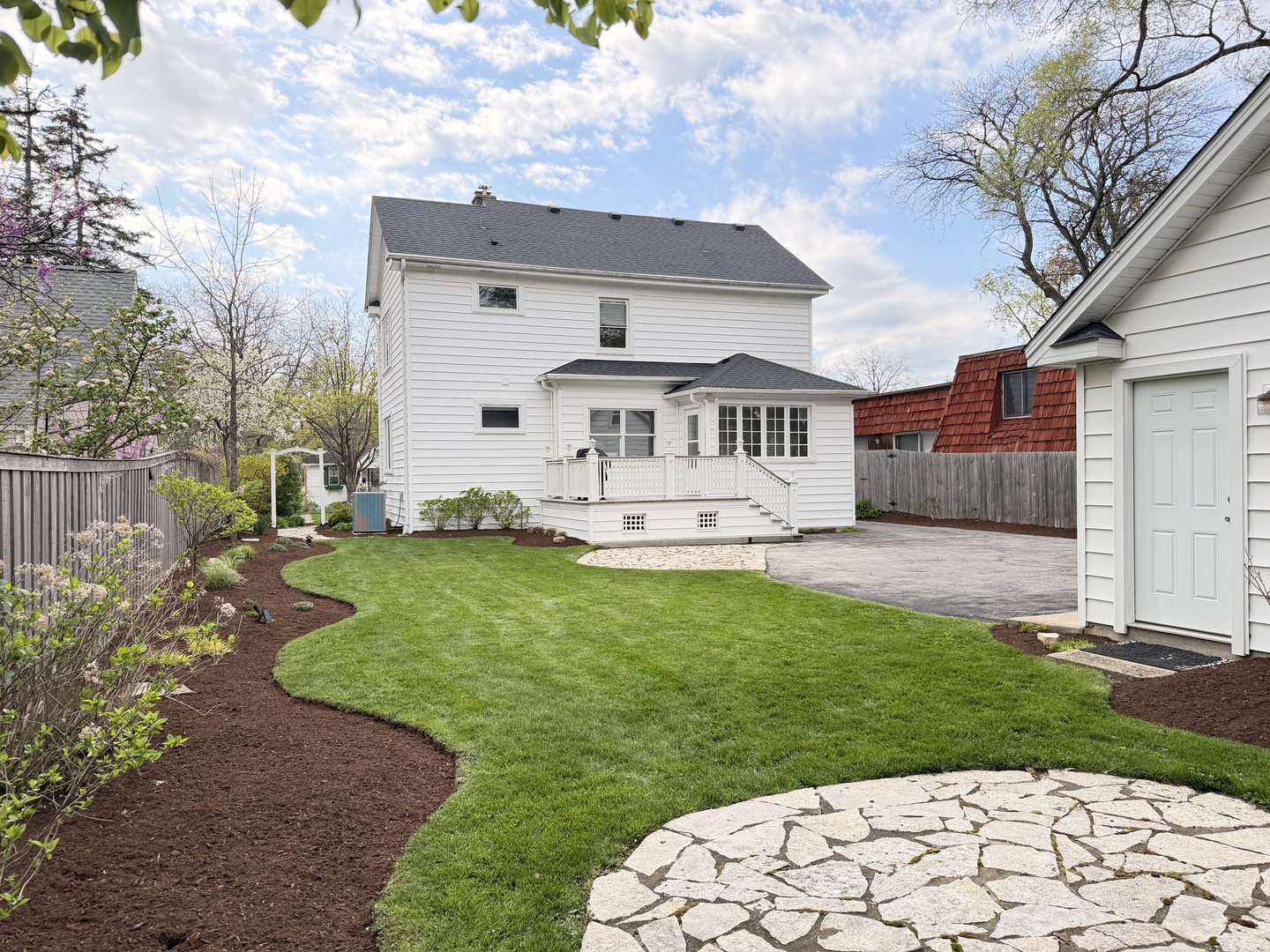 629 Newton Avenue Glen Ellyn IL 60137