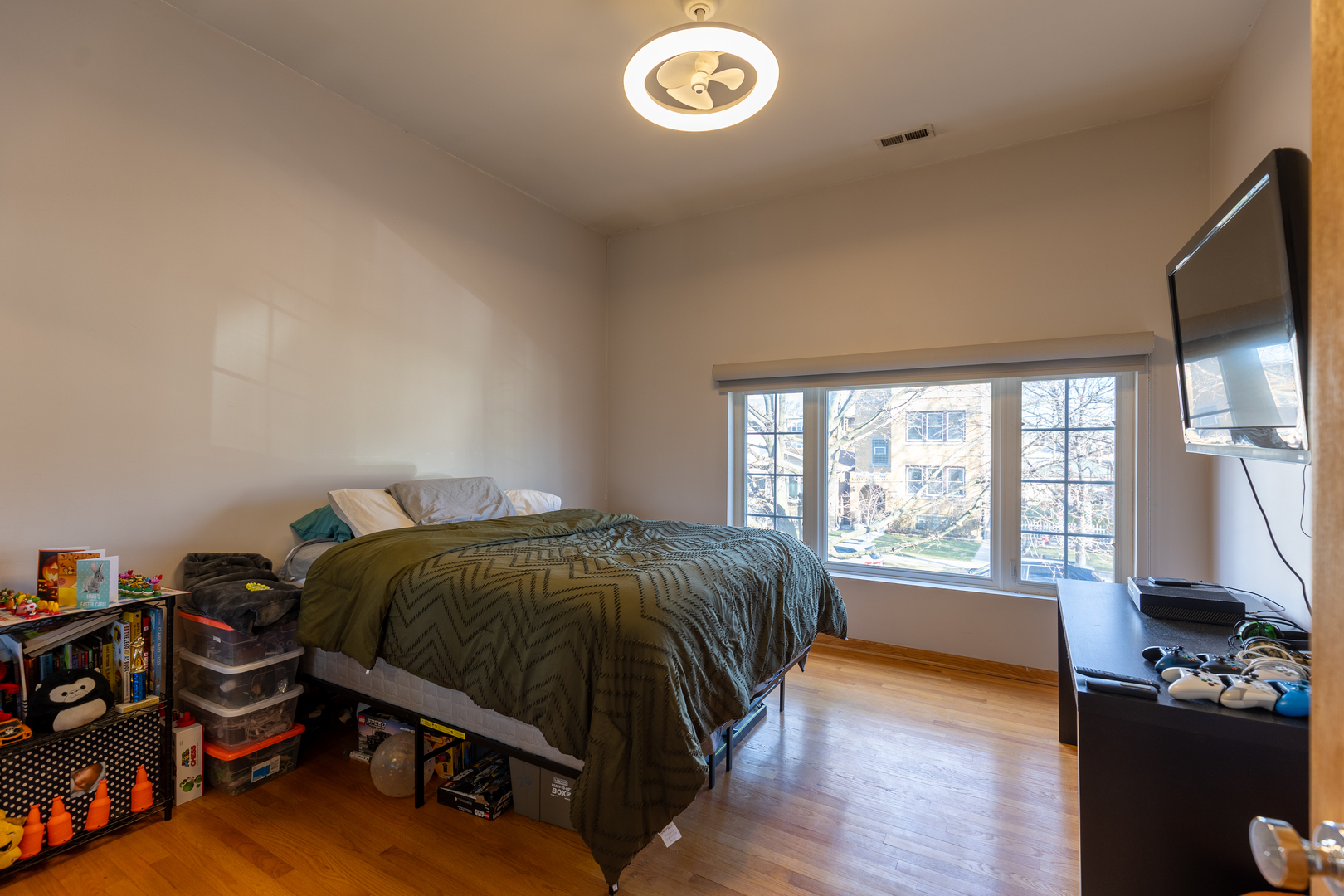 4716 North Kilbourn Avenue Chicago IL 60630