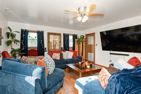 928 East 153rd Street Phoenix IL 60426