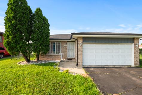 928 East 153rd Street Phoenix IL 60426