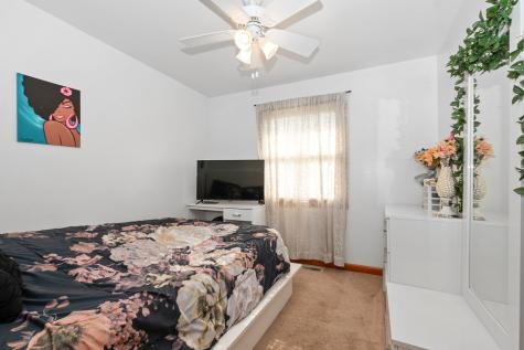 928 East 153rd Street Phoenix IL 60426