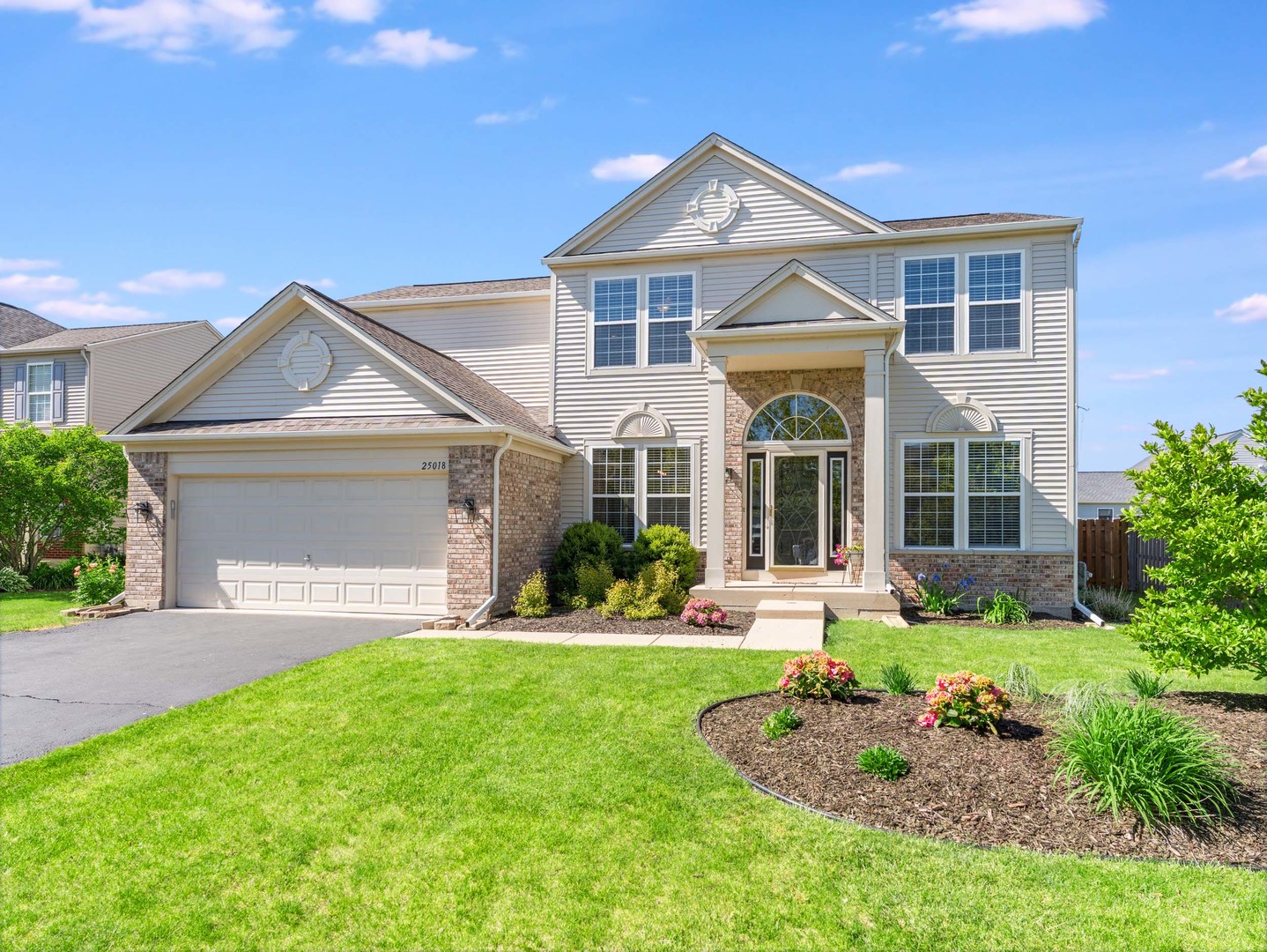 25018 Armstrong Lane Plainfield IL 60585