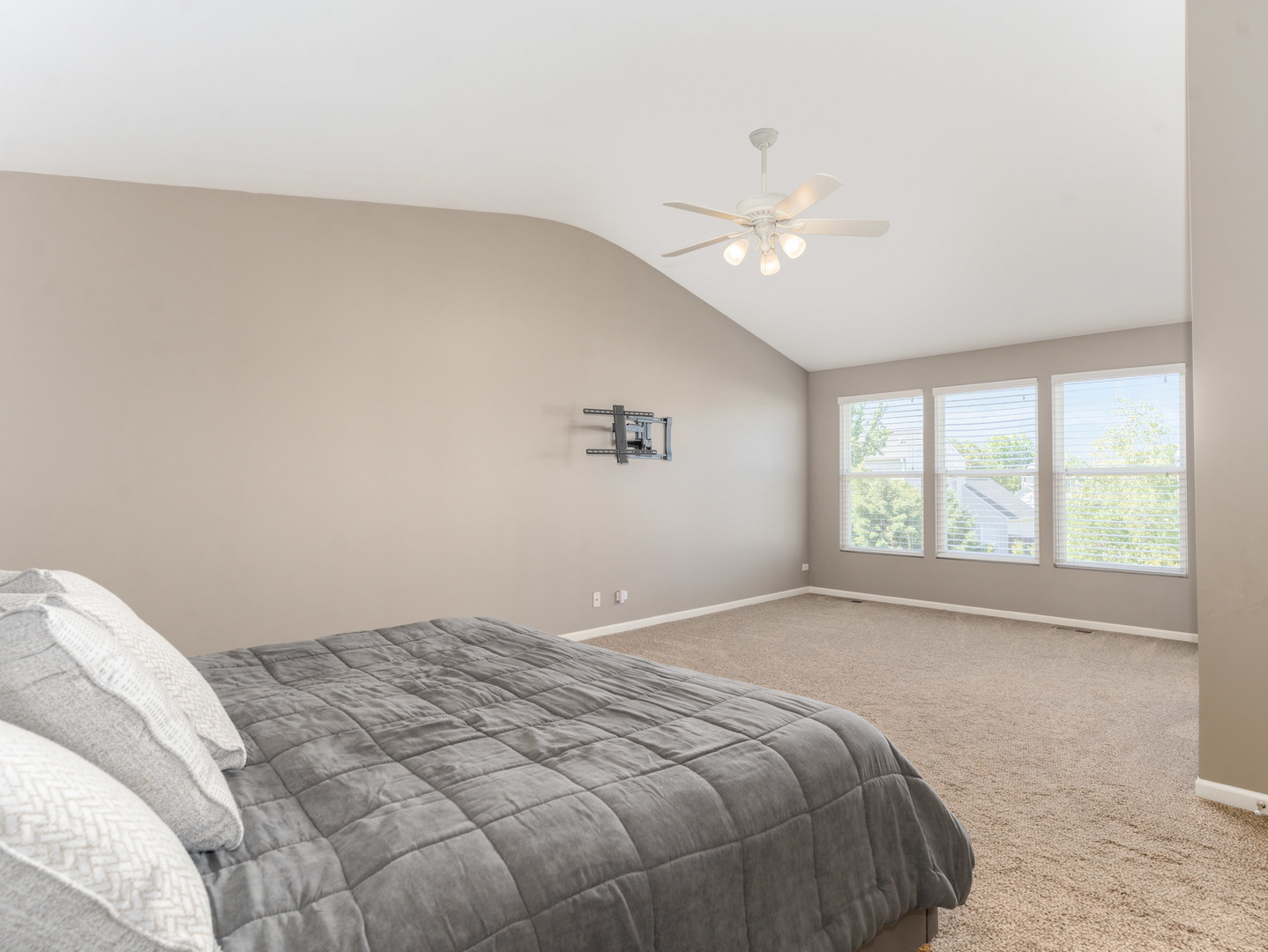 25018 Armstrong Lane Plainfield IL 60585
