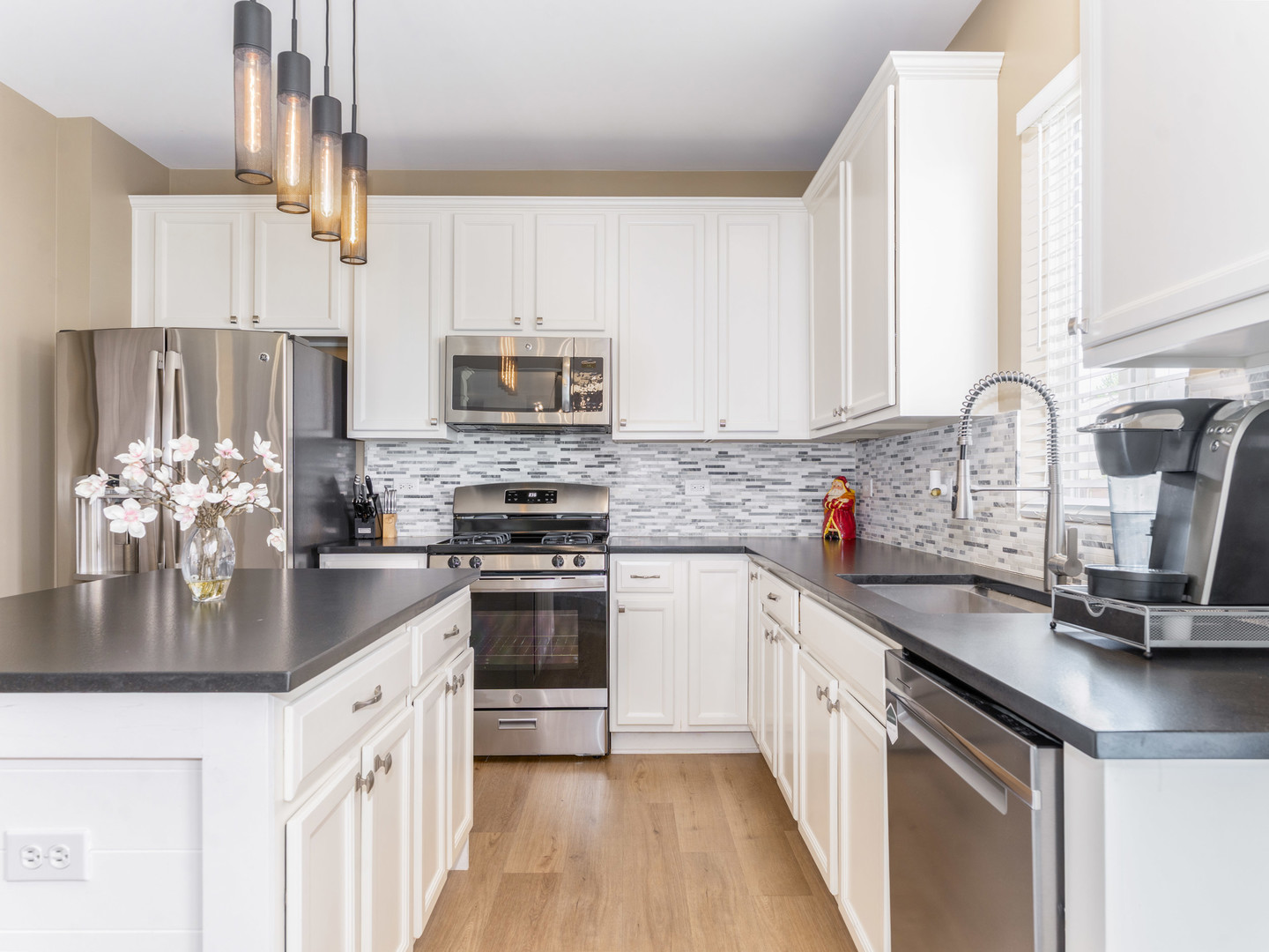 25018 Armstrong Lane Plainfield IL 60585