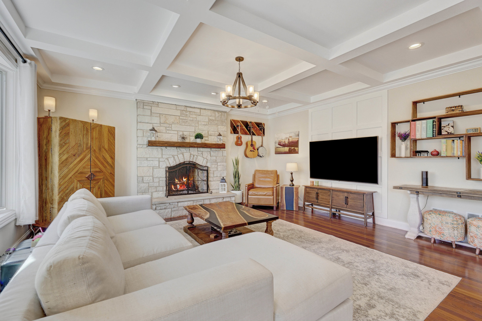 881 South Bryan Street Elmhurst IL 60126