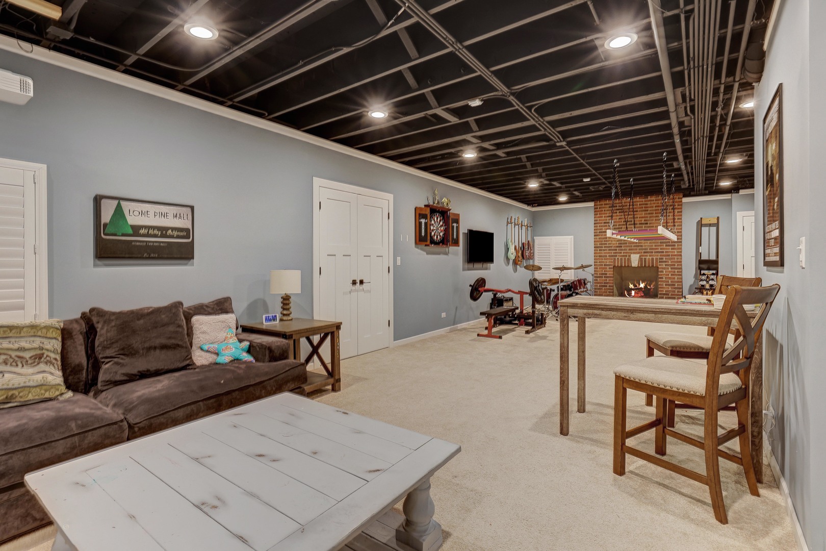 881 South Bryan Street Elmhurst IL 60126