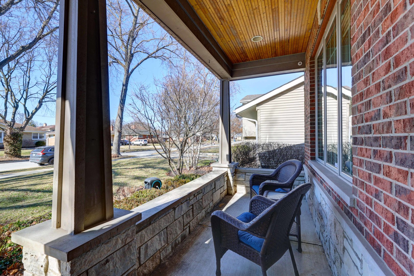 881 South Bryan Street Elmhurst IL 60126