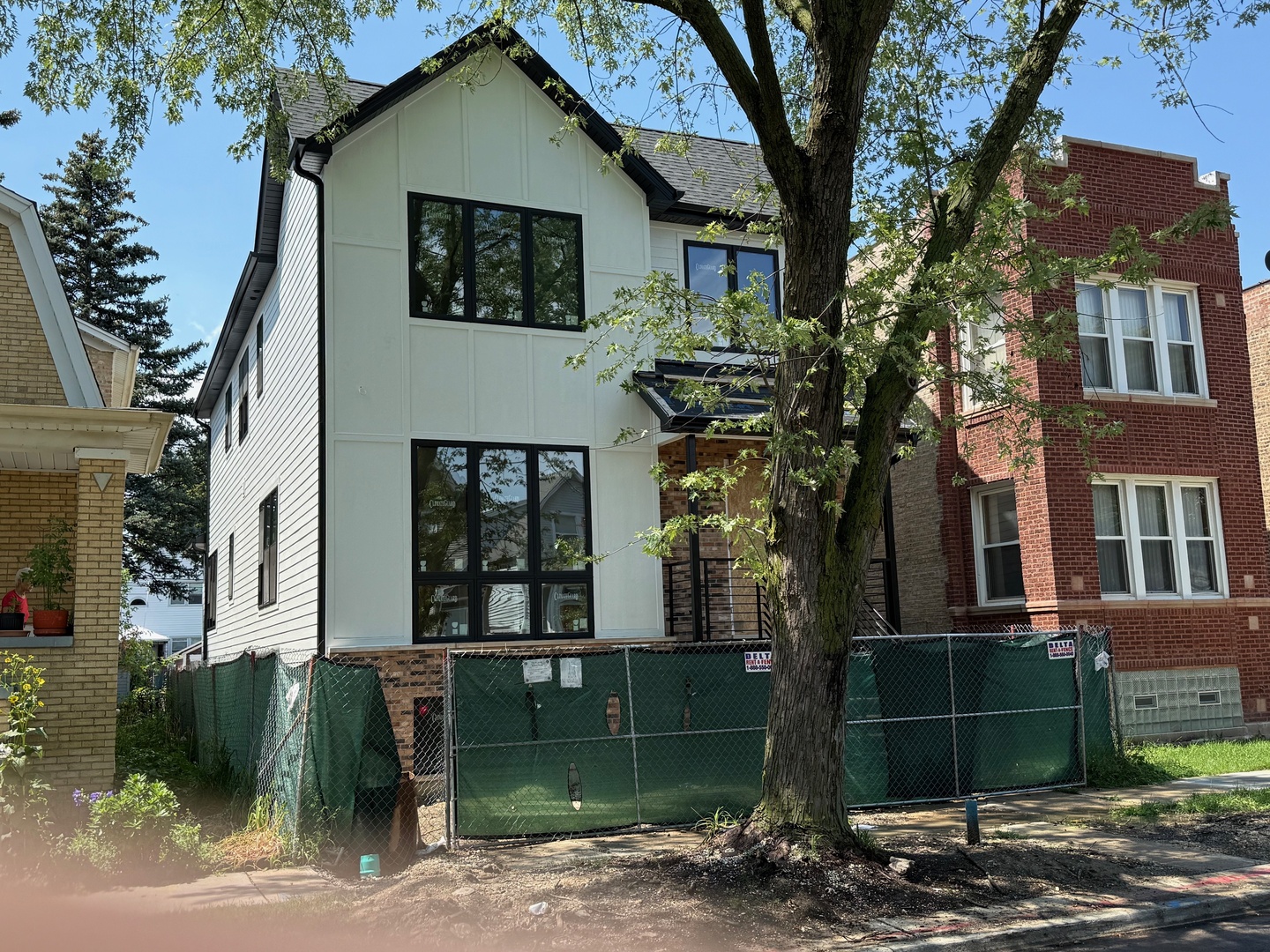 3716 North Richmond Street Chicago IL 60618