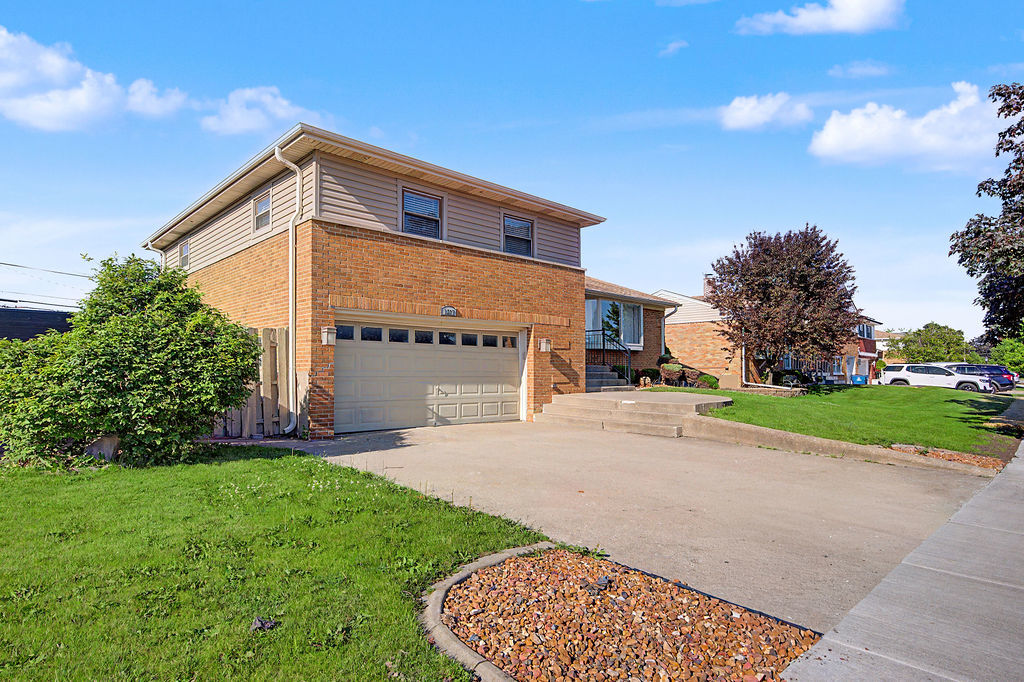 1217 Winston Drive Melrose Park IL 60160