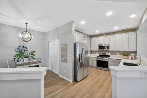 1409 Justice Court Shorewood IL 60404