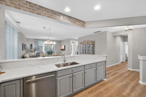 1409 Justice Court Shorewood IL 60404