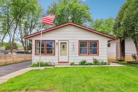 1512 Elm Avenue Round Lake Beach IL 60073