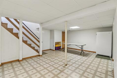 1512 Elm Avenue Round Lake Beach IL 60073
