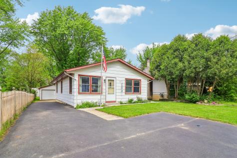 1512 Elm Avenue Round Lake Beach IL 60073