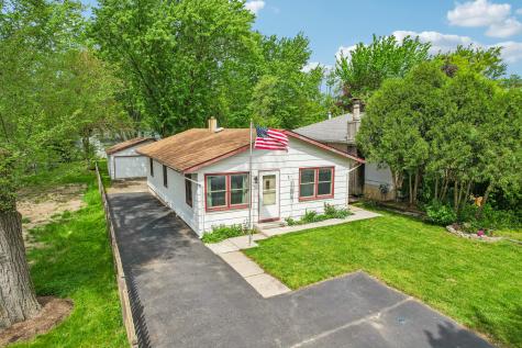 1512 Elm Avenue Round Lake Beach IL 60073