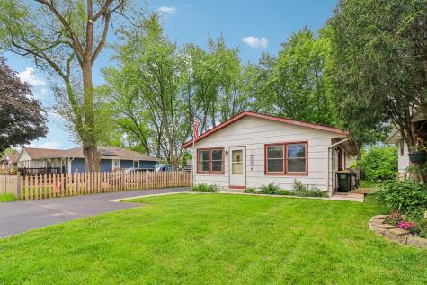 1512 Elm Avenue Round Lake Beach IL 60073