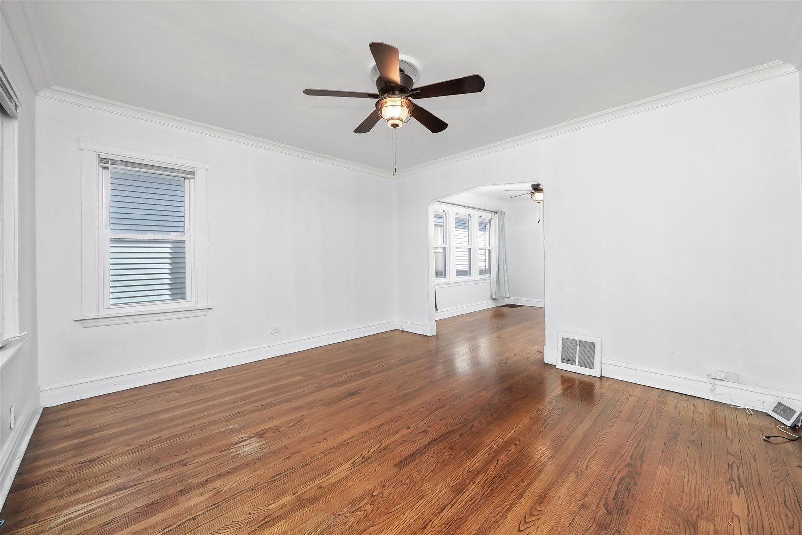 6245 West Byron Street Chicago IL 60634