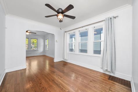 6245 West Byron Street Chicago IL 60634