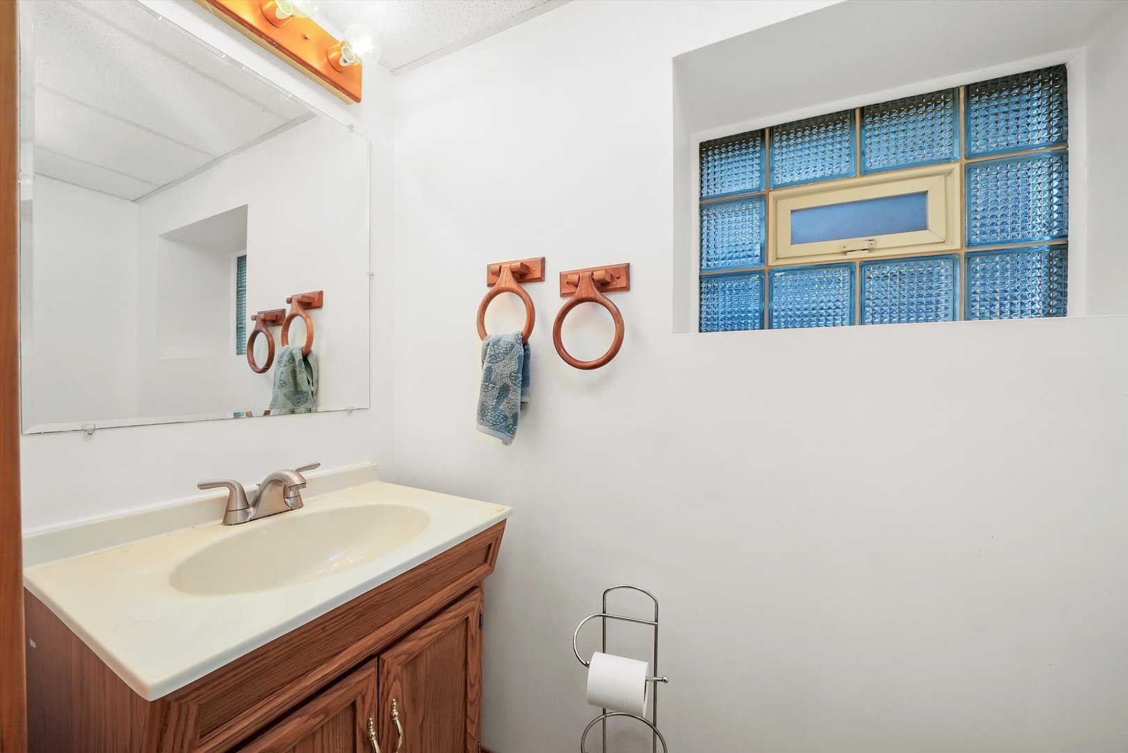 6245 West Byron Street Chicago IL 60634